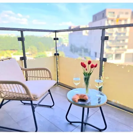 New With Garage Place *